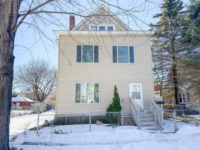 $279,000 | 1034 Reaney Avenue East, St. Paul, MN 55106