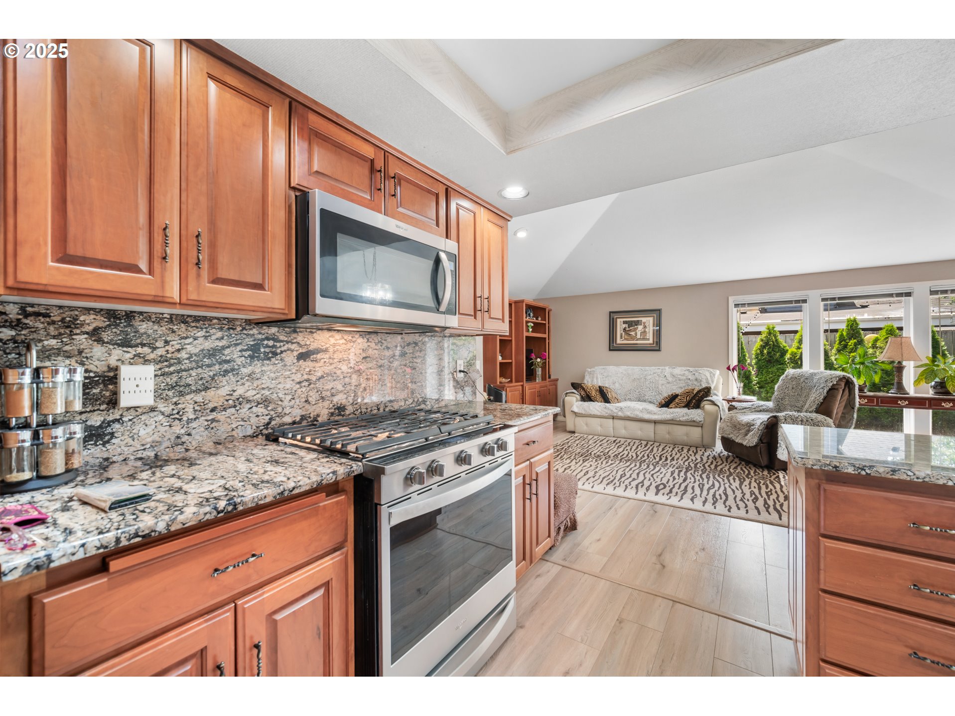 1158 Meadowridge Street Northeast Keizer, OR 97303 - Photo 13 of 37