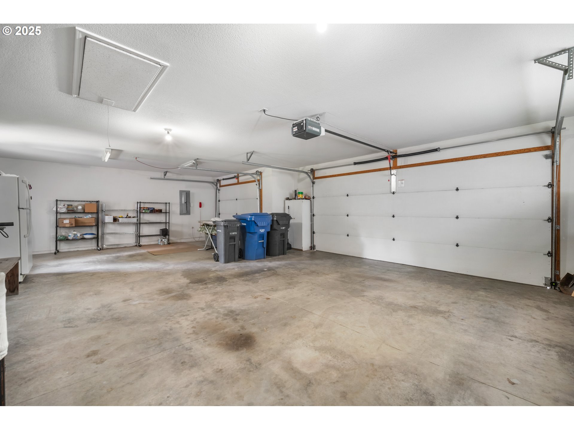 1158 Meadowridge Street Northeast Keizer, OR 97303 - Photo 27 of 37