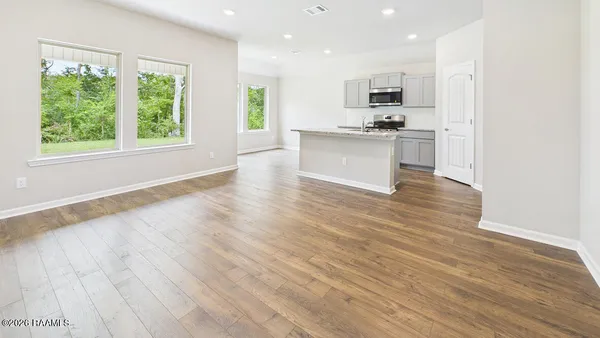 $207,000 | 156 Cottage Cove, Maurice, LA 70555