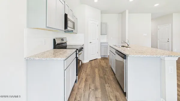 $207,000 | 156 Cottage Cove, Maurice, LA 70555