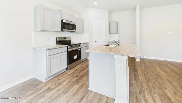 $207,000 | 156 Cottage Cove, Maurice, LA 70555