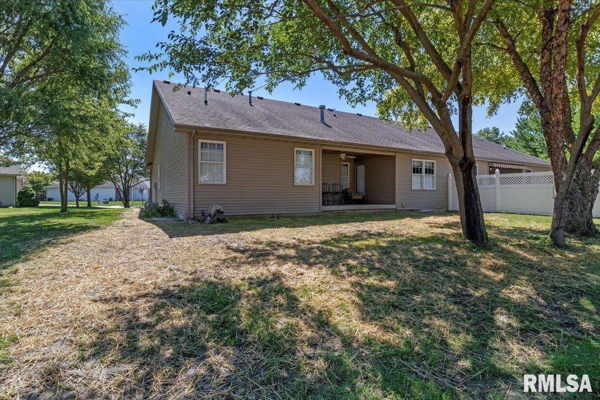 704 Burberry Lane Rochester, IL 62563 - Photo 41 of 42
