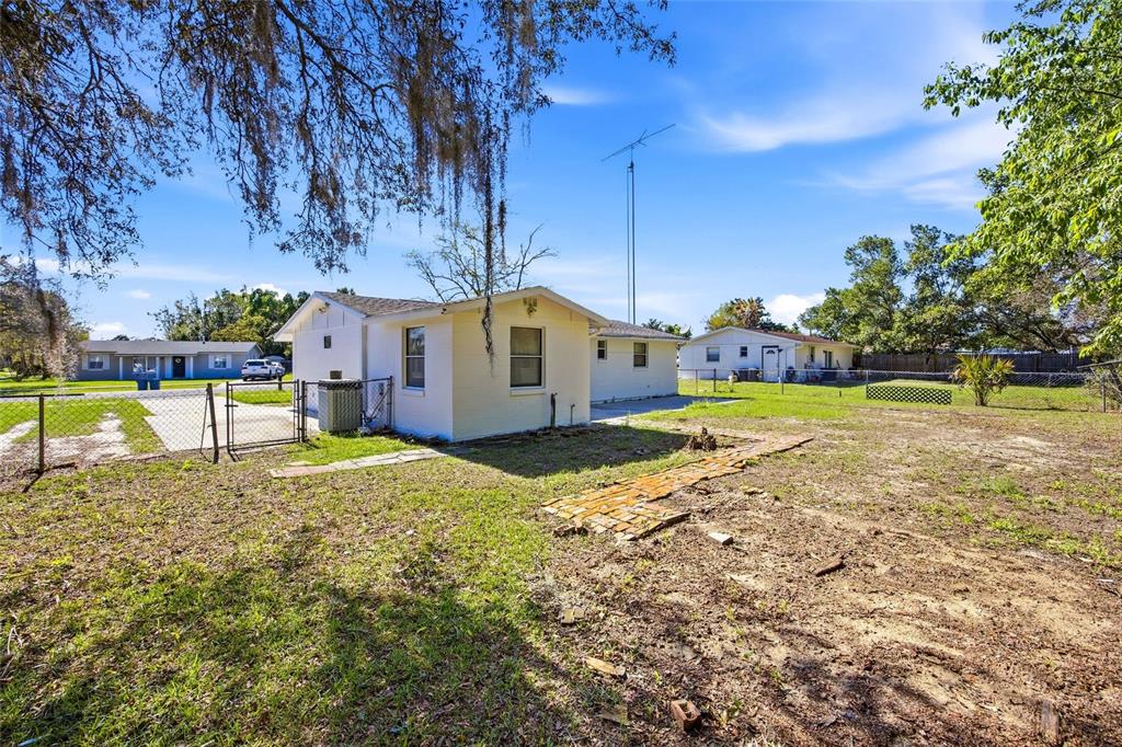 14425 Southwest 38th Terrace Road Ocala, FL 34473 - Photo 22 of 31