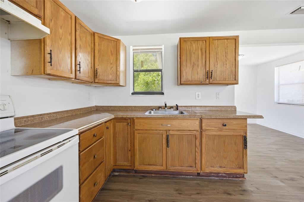 14425 Southwest 38th Terrace Road Ocala, FL 34473 - Photo 7 of 31