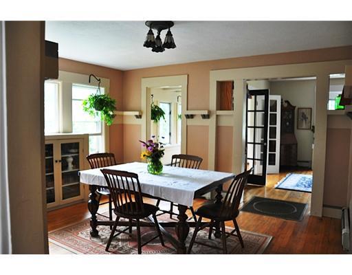 105 Foreside Road Falmouth, ME 04105 - Photo 8 of 25 Dining Room.