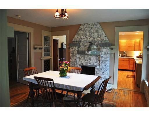 105 Foreside Road Falmouth, ME 04105 - Photo 9 of 25 Dining Room.