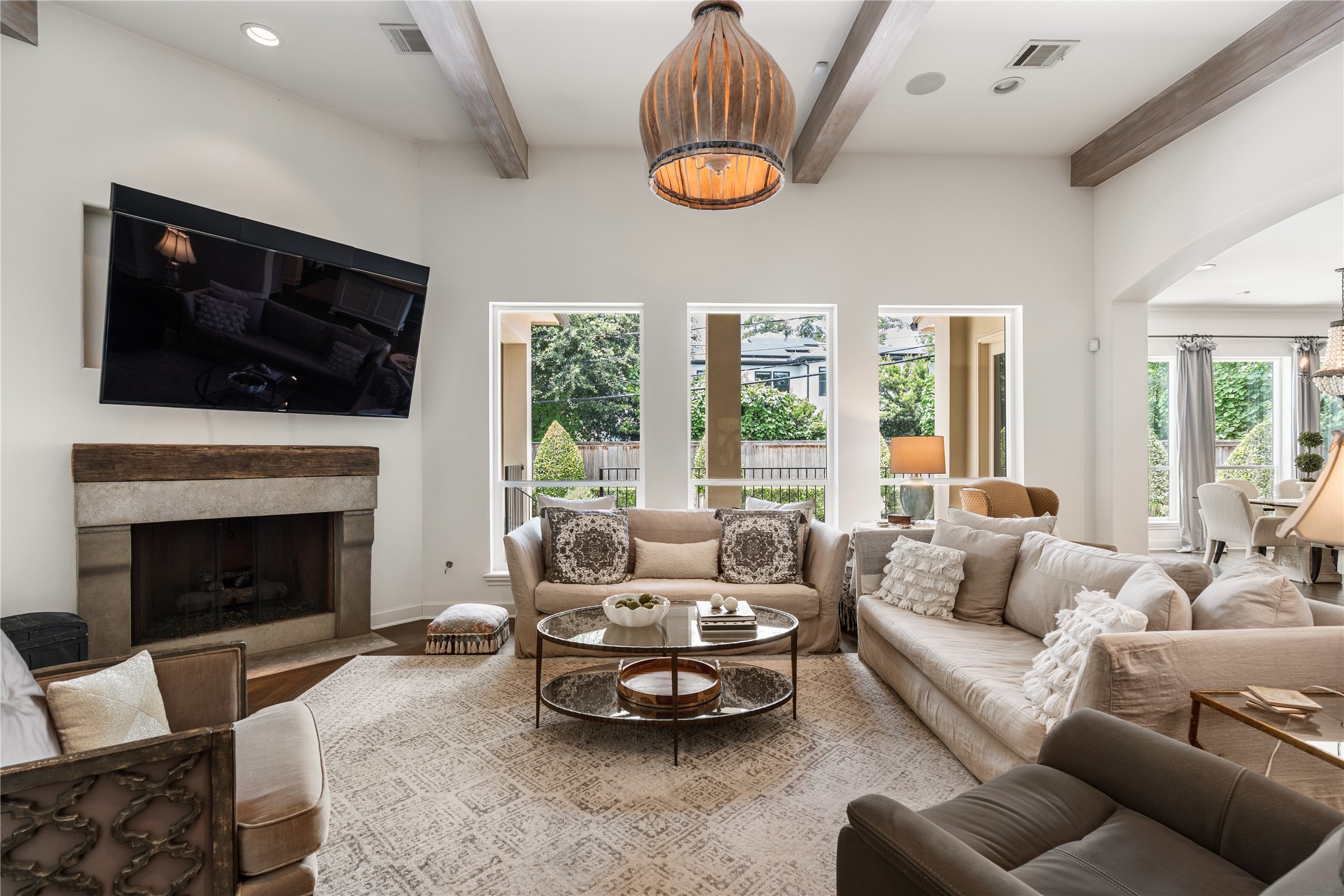 5334 Edith Street Houston, TX 77096 - Photo 4 of 50