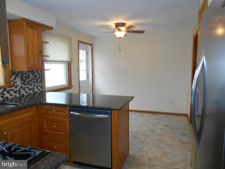 436 Mallard Road Hatboro, PA 19040 - Photo 18 of 19 Kitchen