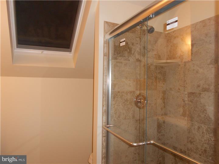 436 Mallard Road Hatboro, PA 19040 - Photo 10 of 19 Bathroom