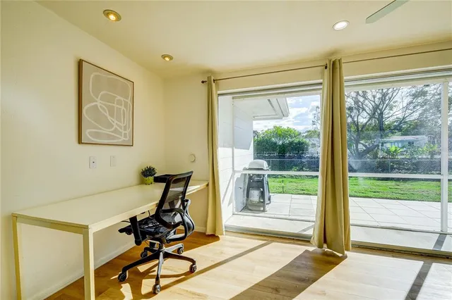 $3,750 | 3024 Rose Street, Sarasota, FL 34239