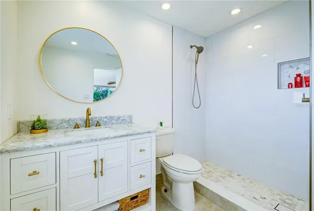 $3,750 | 3024 Rose Street, Sarasota, FL 34239