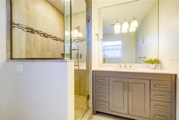 $3,200 | 3024 Rose Street, Sarasota, FL 34239