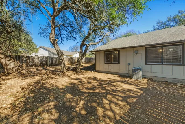 $1,595 | 8904 Pineridge Drive, Unit B, Austin, TX 78729