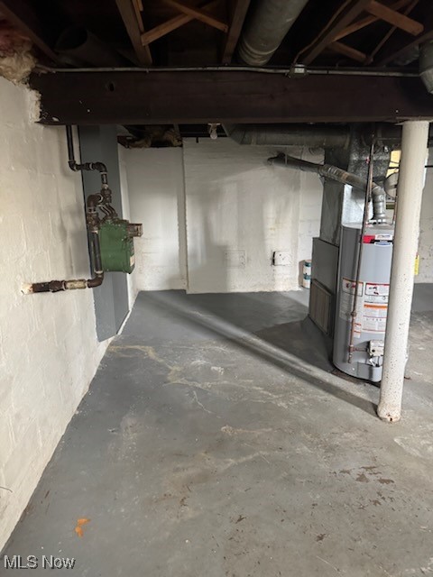 870 Helmsdale Road Cleveland Heights, OH 44112 - Photo 16 of 20 Unfinished below grade area featuring gas water heater