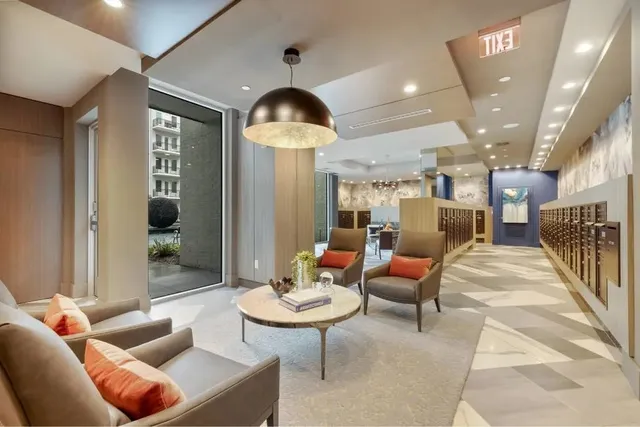 $2,837 | 1317 Post Oak Park Drive, Unit 509, Houston, TX 77027