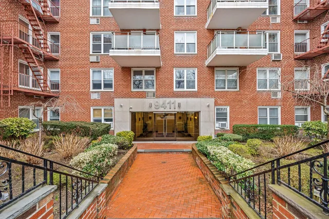 $495,000 | 9411 Shore Road, Unit 1O | Bay Ridge