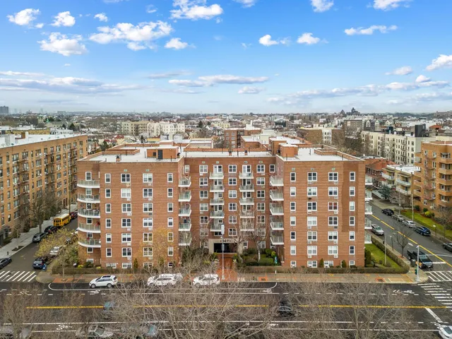 $495,000 | 9411 Shore Road, Unit 1O | Bay Ridge
