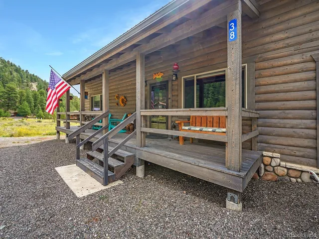 a view of a bench in the patio
