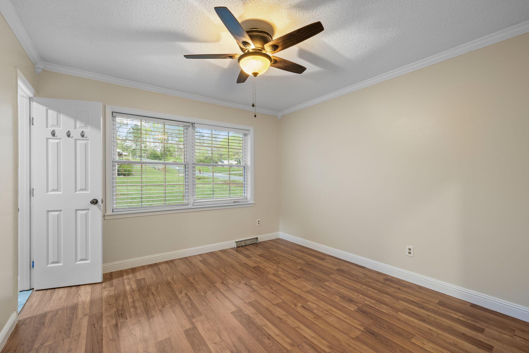 1033 Nickajack Circle Jasper, TN 37347 - Photo 22 of 33 mw2504101-1022