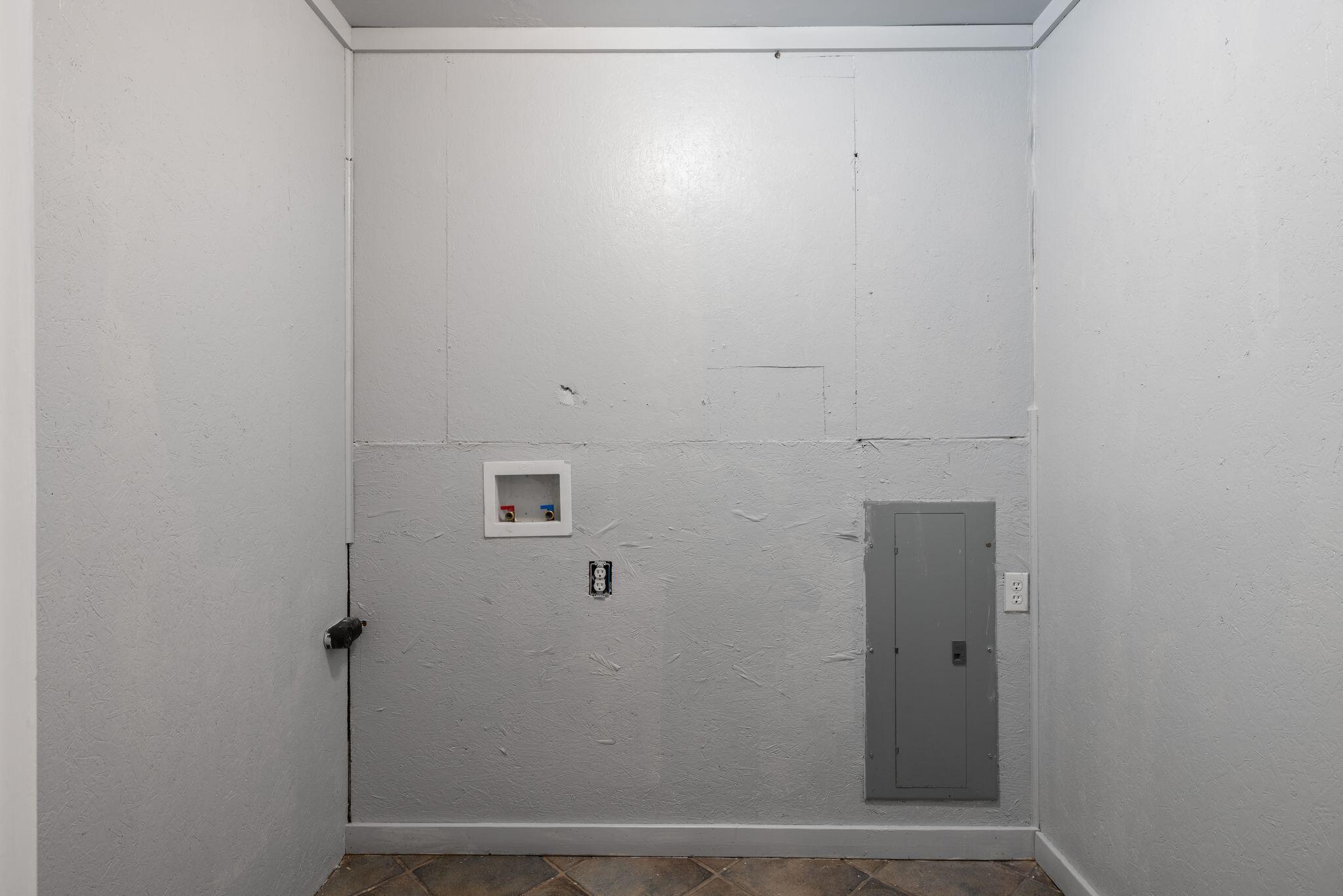 1033 Nickajack Circle Jasper, TN 37347 - Photo 26 of 33 mw2504101-1026