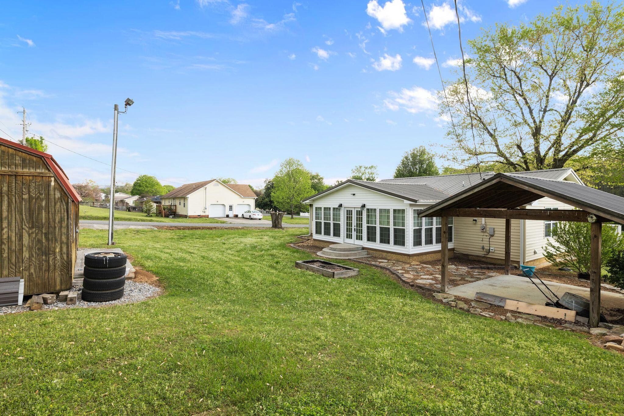 1033 Nickajack Circle Jasper, TN 37347 - Photo 29 of 33 mw2504101-1029