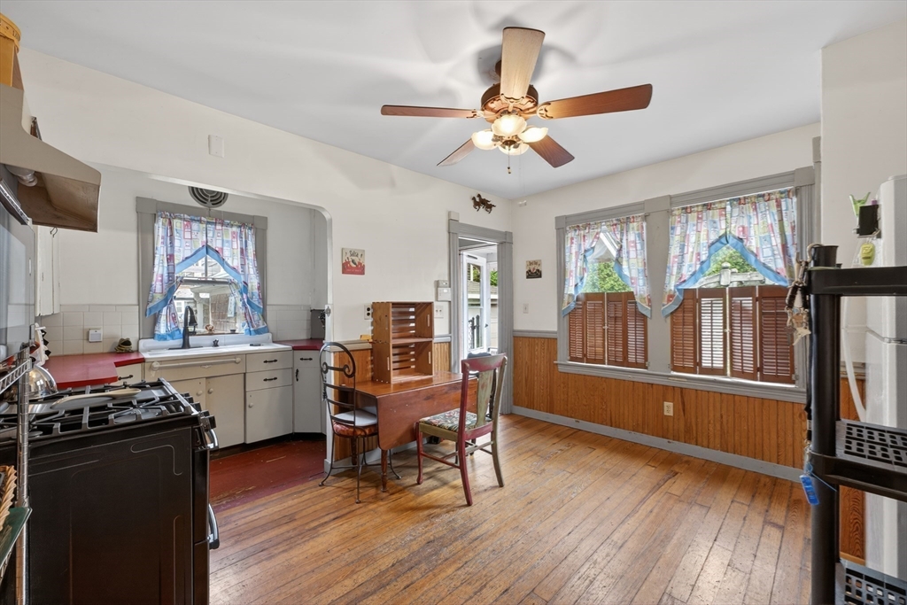 34 Bridge Street Fairhaven, MA 02719 - Photo 9 of 34