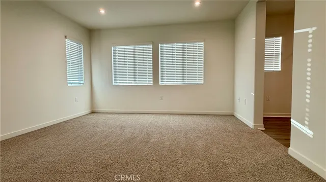 $3,500 | 16082 Esparza Lane, Fontana, CA 92336