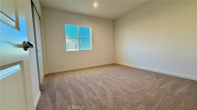 $3,500 | 16082 Esparza Lane, Fontana, CA 92336