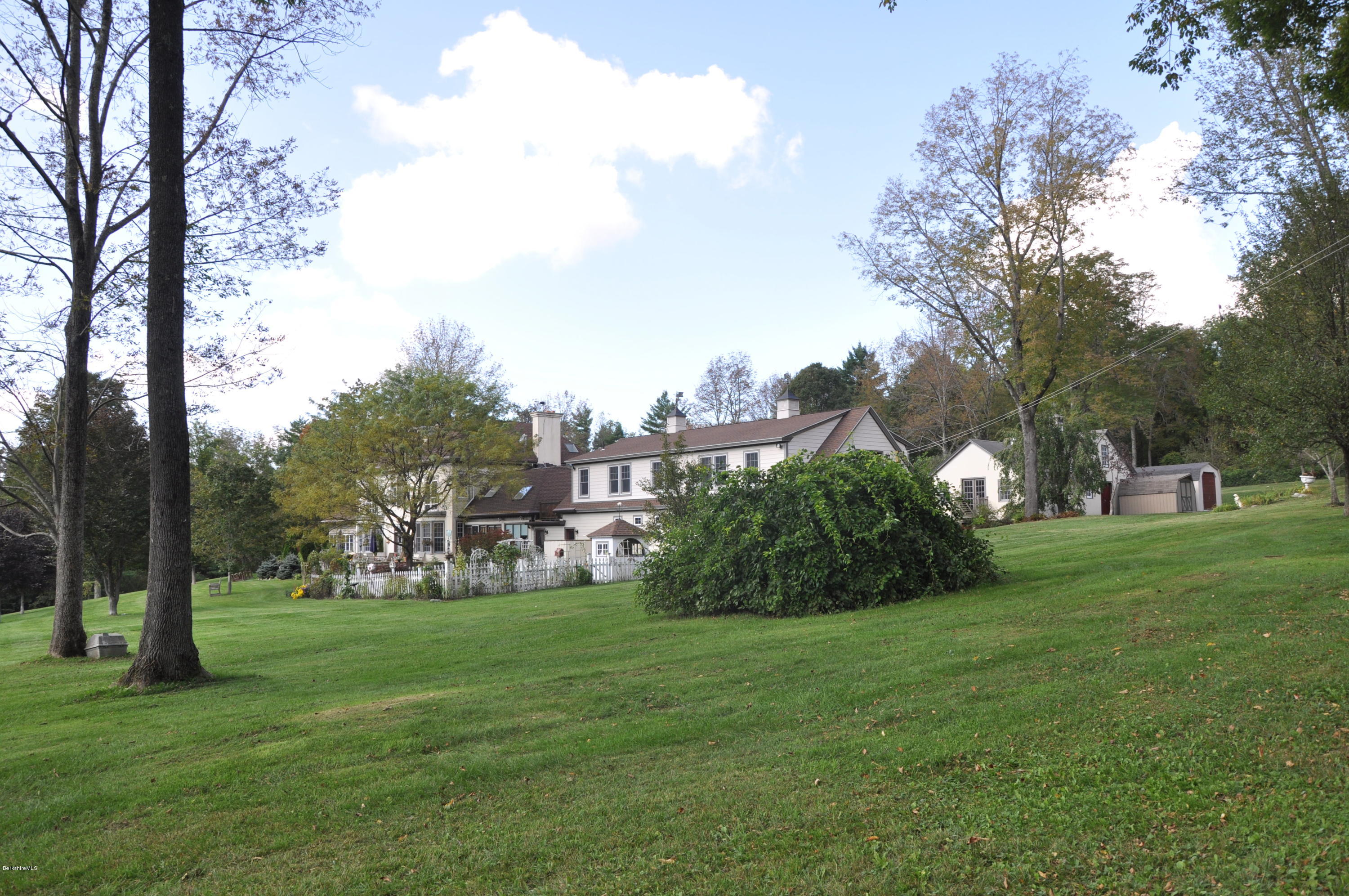 55 Maple Hill Road West Stockbridge, MA 01266 - Photo 3 of 63 DSC_0555