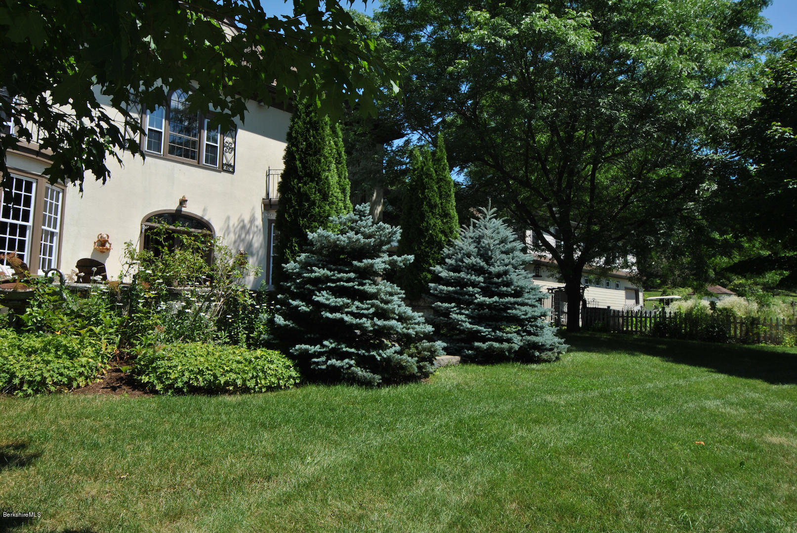 55 Maple Hill Road West Stockbridge, MA 01266 - Photo 62 of 63 a view of a garden