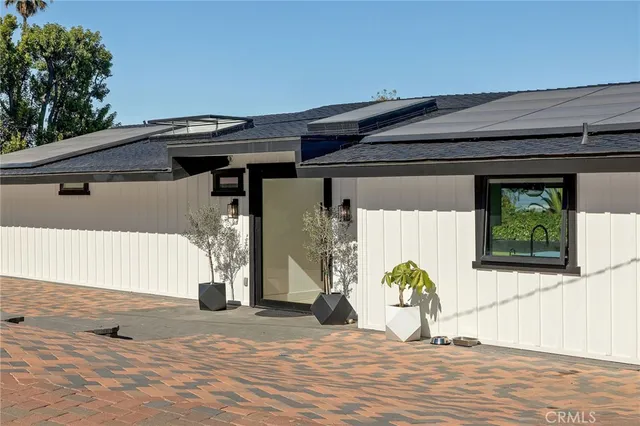 $3,350,000 | 28056 Palos Verdes Drive East, Rancho Palos Verdes, CA 90275