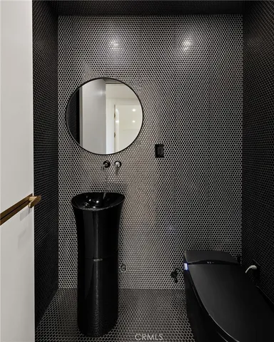 $3,350,000 | 28056 Palos Verdes Drive East, Rancho Palos Verdes, CA 90275