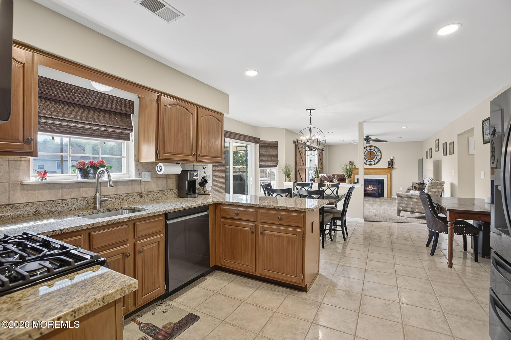 452 Meadowood Road Jackson, NJ 08527 - Photo 10 of 53 Lots of Cabinet Space