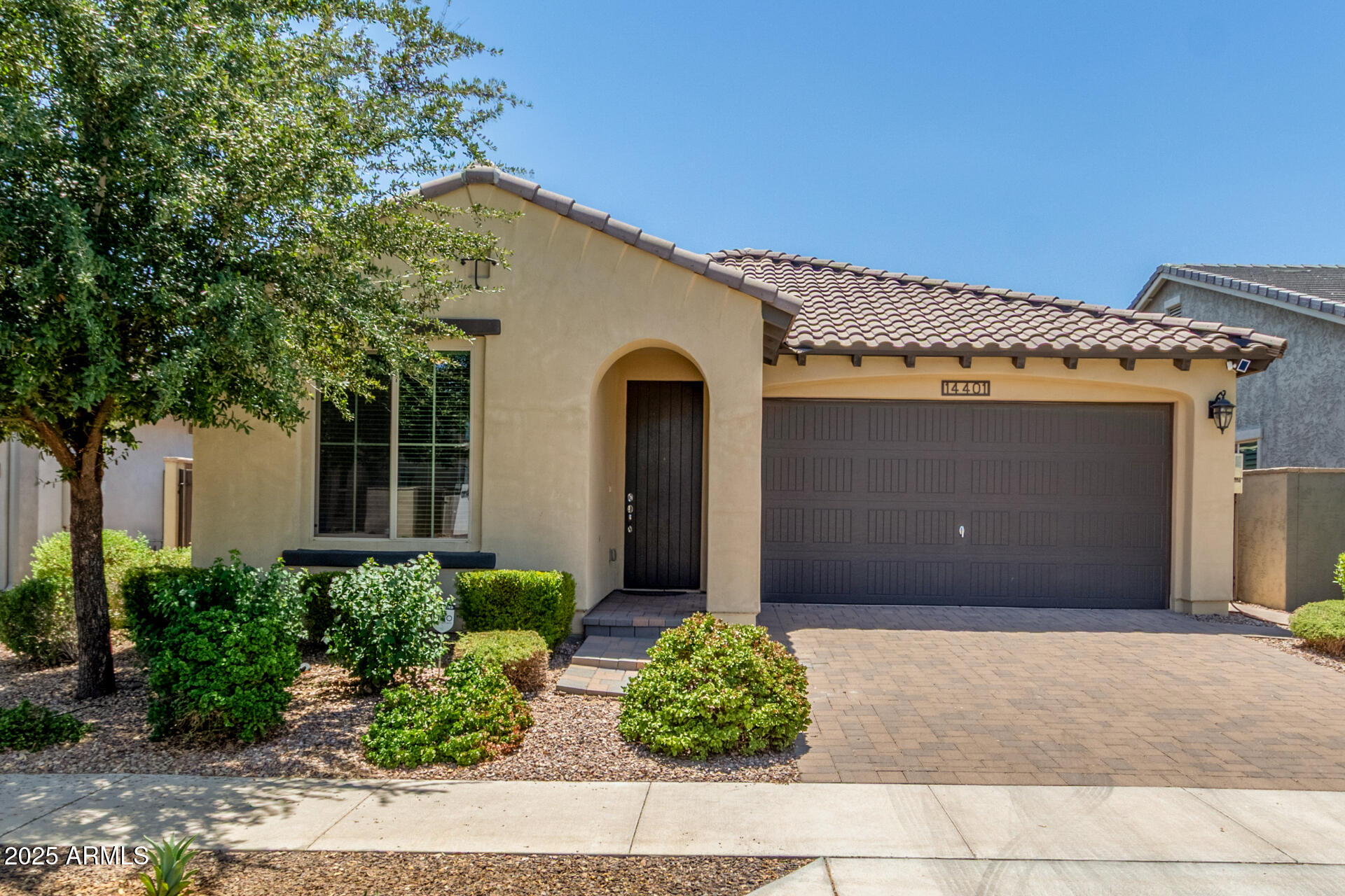 14401 West Wethersfield Road Surprise, AZ 85379 - Photo 1 of 37 2 Wethersfield