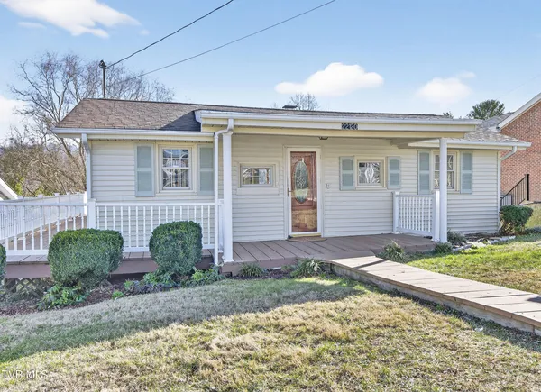 $199,900 | 22120 Big Bass Camp Road, Abingdon, VA 24211