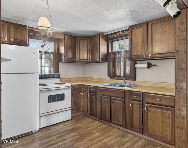 $259,900 | 22120 Big Bass Camp Road, Abingdon, VA 24211