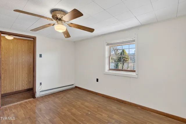 $259,900 | 22120 Big Bass Camp Road, Abingdon, VA 24211