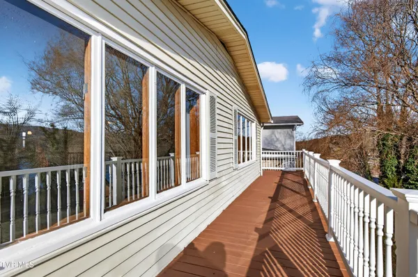 $199,900 | 22120 Big Bass Camp Road, Abingdon, VA 24211