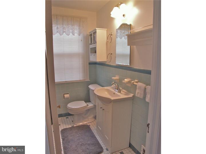 19 Woodbine Road Havertown, PA 19083 - Photo 24 of 25 Bathroom