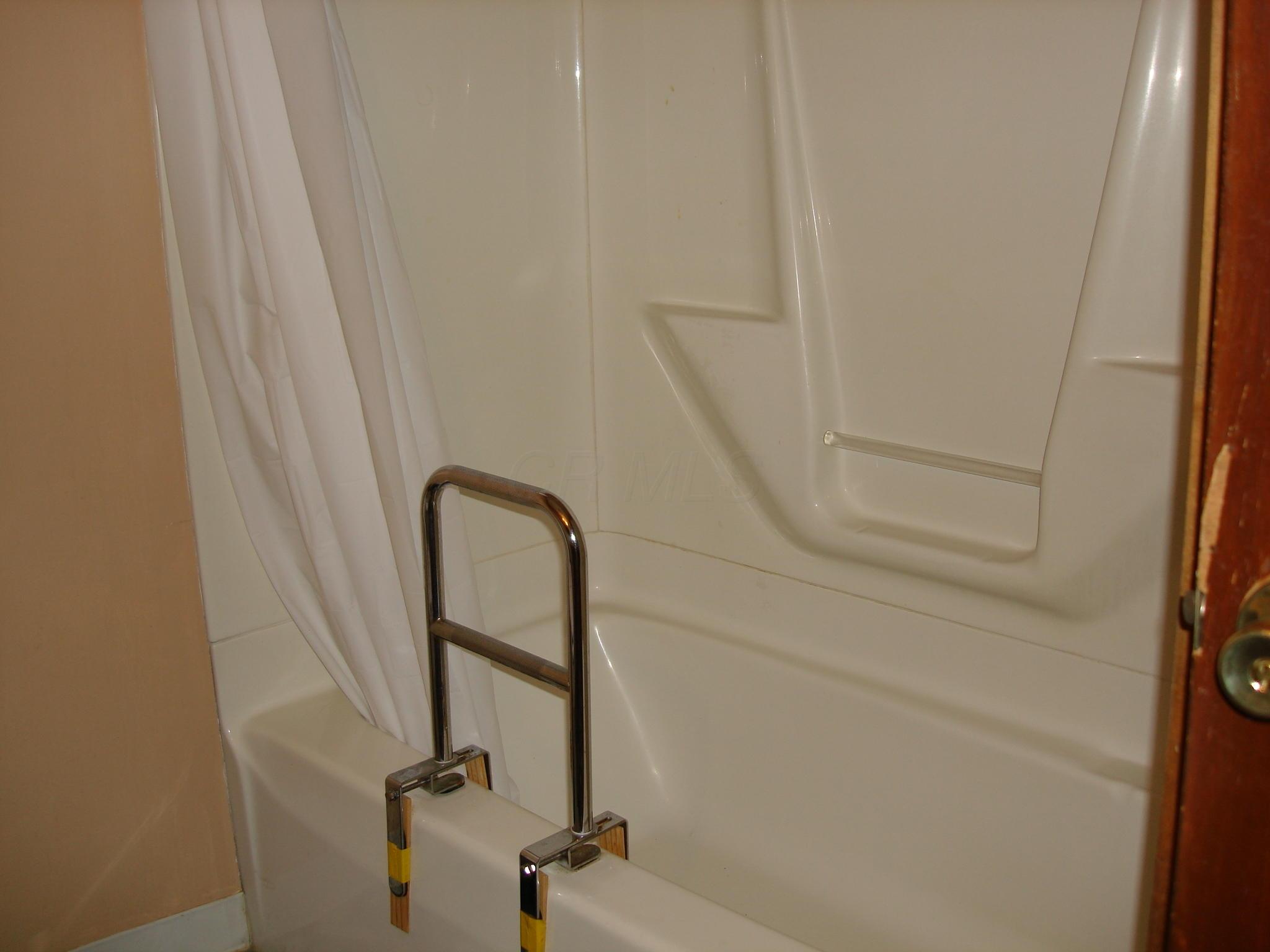 208 State Street Edison, OH 43320 - Photo 24 of 30 Gallery Image 24