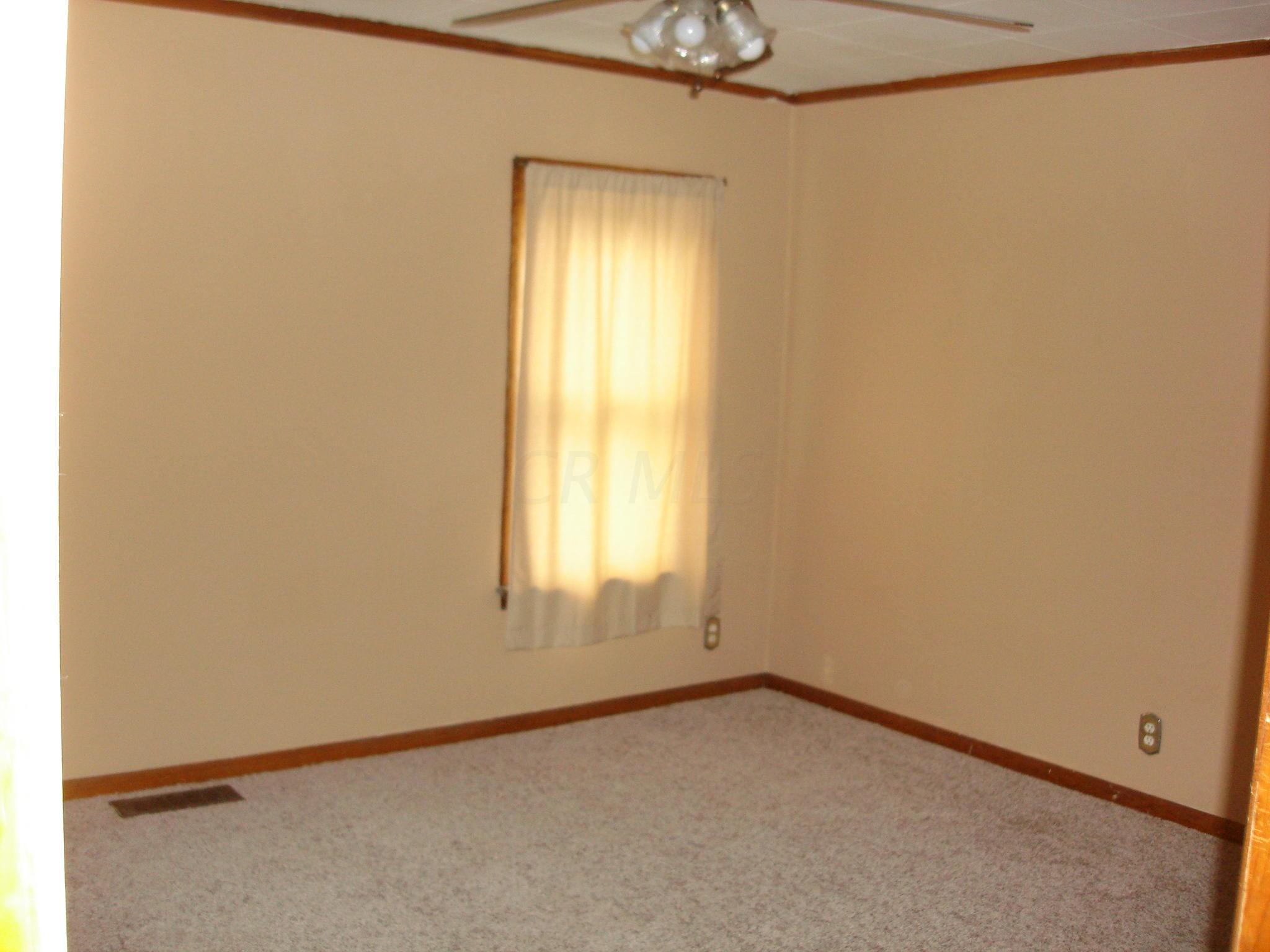 208 State Street Edison, OH 43320 - Photo 10 of 30 Gallery Image 10