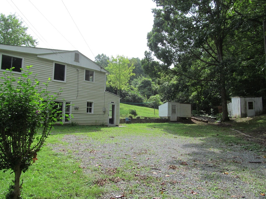 72 Clemons Road Roanoke, VA 24019 - Photo 2 of 15 a view of a house with a yard