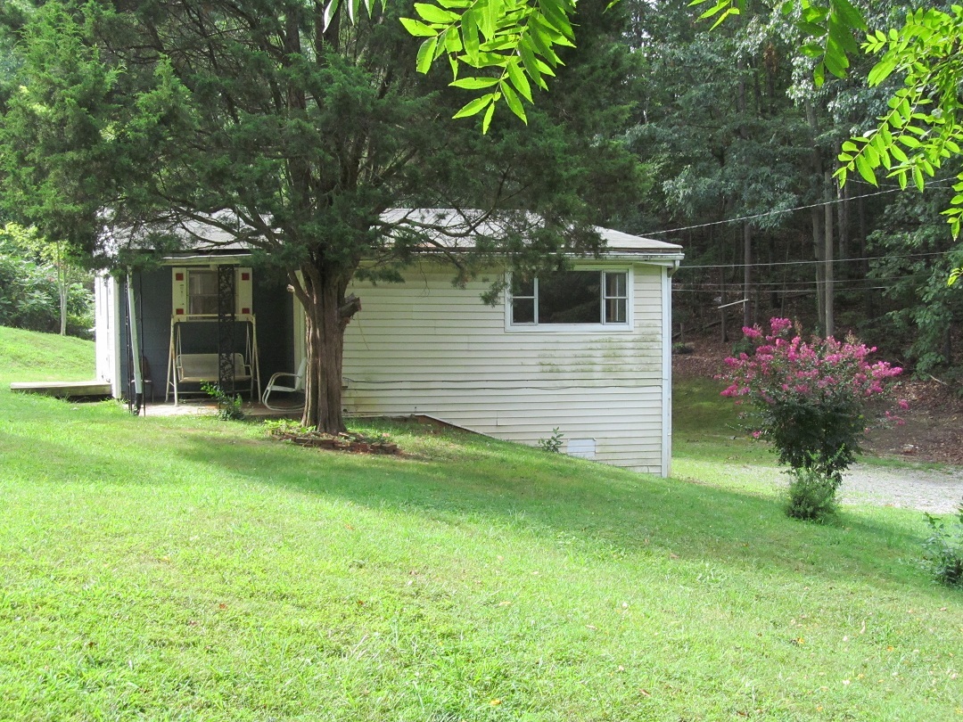 72 Clemons Road Roanoke, VA 24019 - Photo 12 of 15 a view of a house with a yard