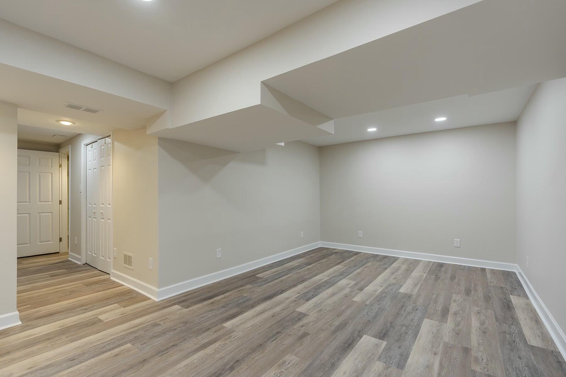 1050 Rockbridge Road Lexington, KY 40515 - Photo 43 of 53 tempImageCrV4oi