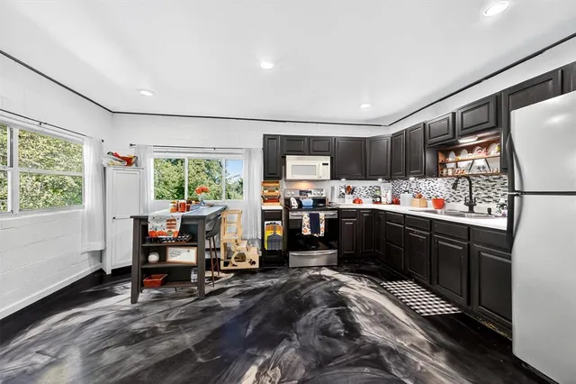 $195,000 | 1031 West Acheson Street, Denison, TX 75020