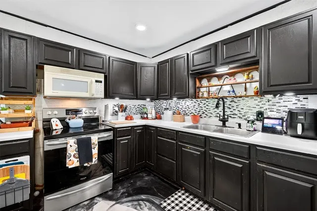 $195,000 | 1031 West Acheson Street, Denison, TX 75020