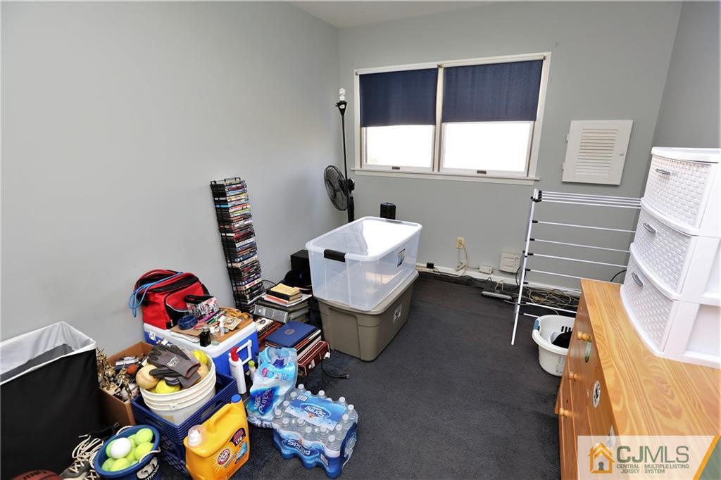 24 Berwick Road Kendall Park, NJ 08824 - Photo 18 of 25 Gallery Image 18