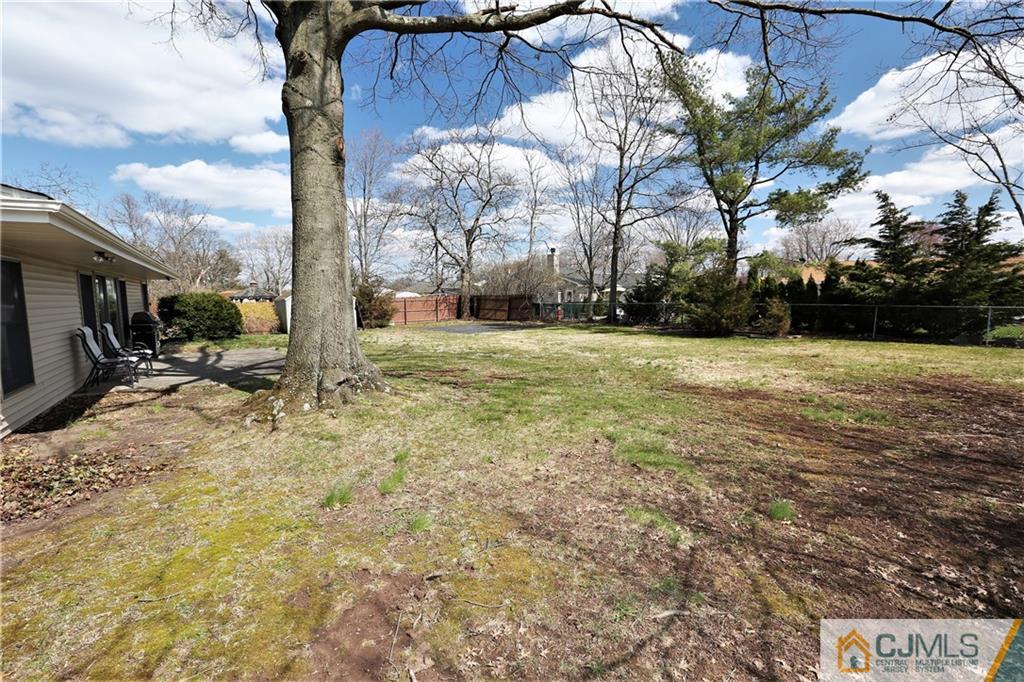 24 Berwick Road Kendall Park, NJ 08824 - Photo 22 of 25 Gallery Image 22
