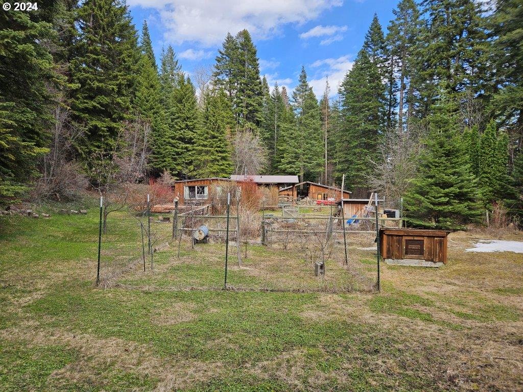 62378 Hurricane Creek Road Joseph, OR 97846 - Photo 24 of 48 Garden